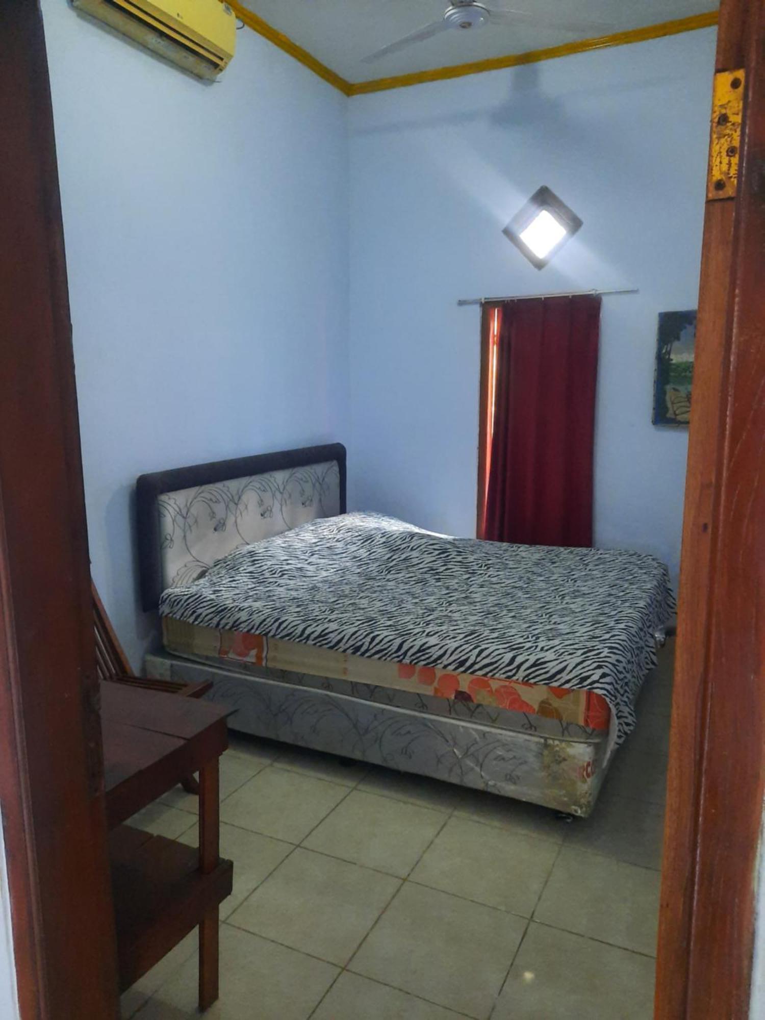 Red Beach Homestay Pasanggaran Bilik gambar